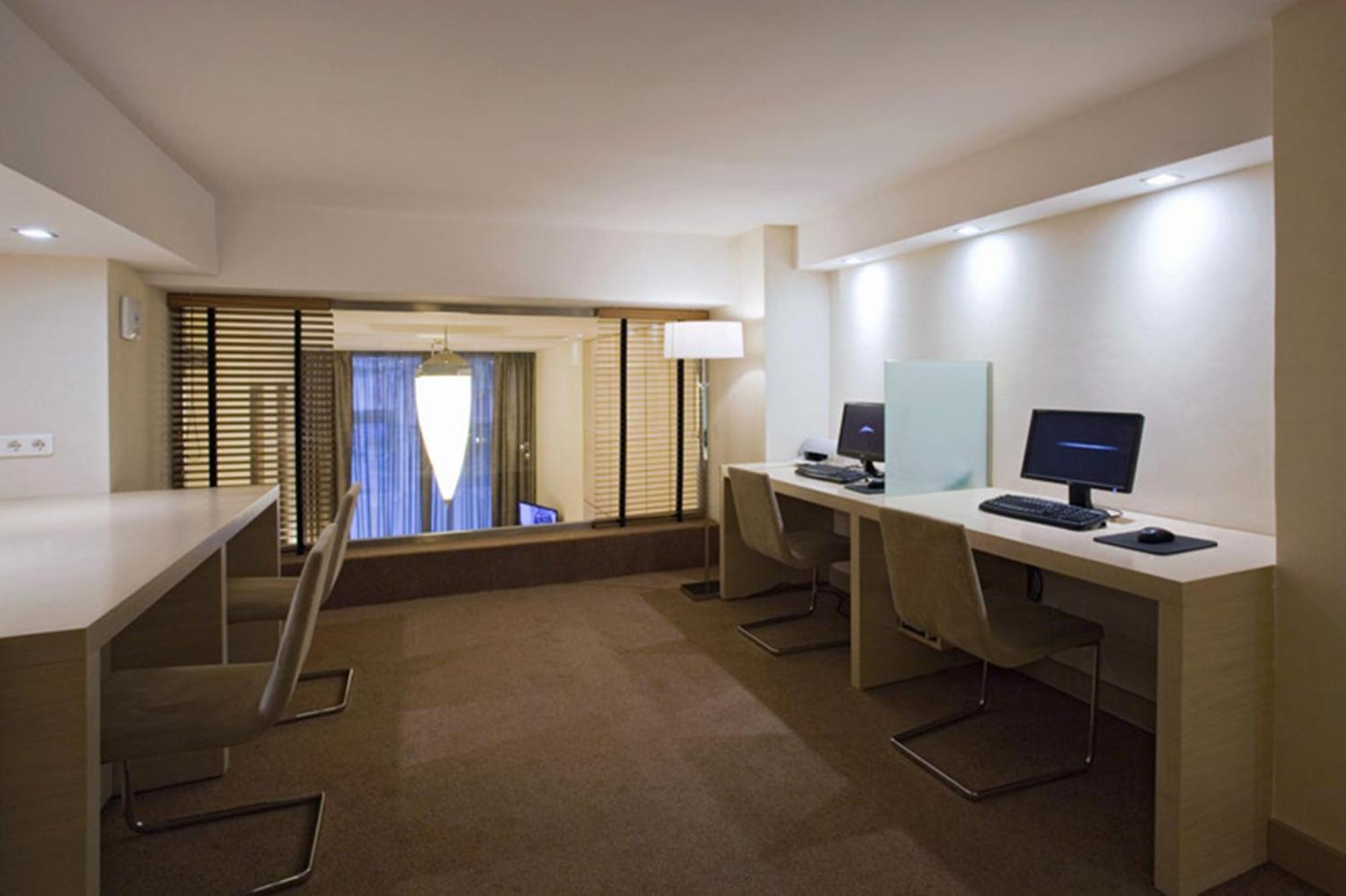 Central Hotel Athena Bagian luar foto