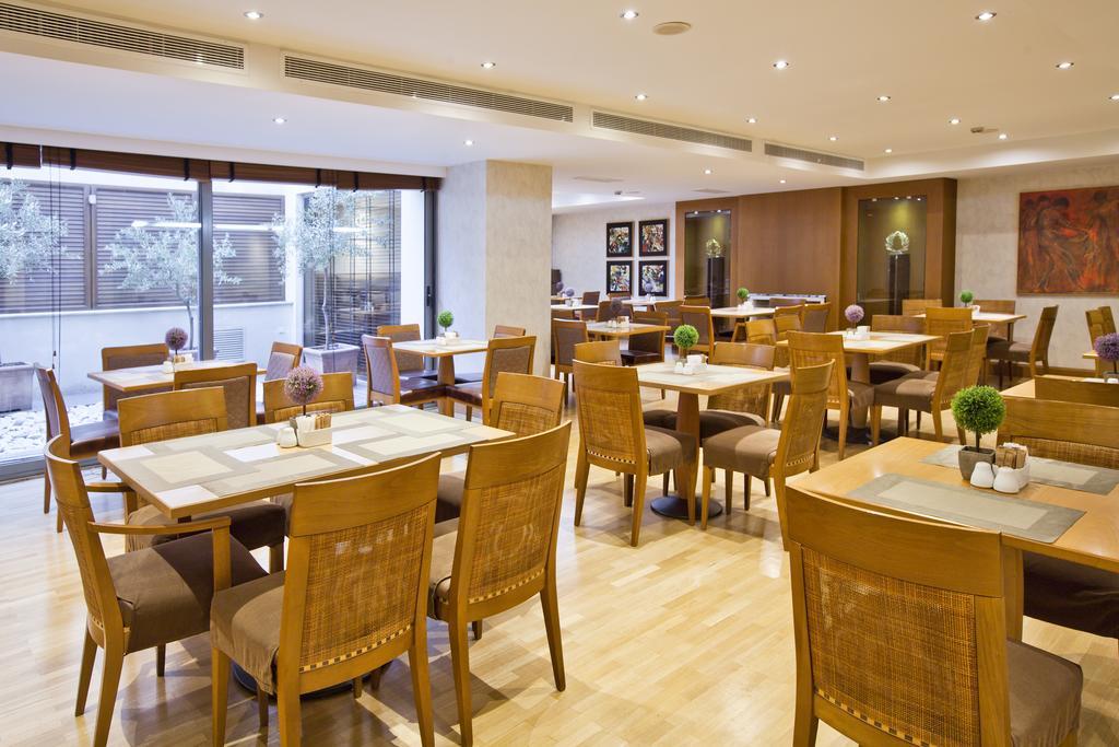 Central Hotel Athena Bagian luar foto