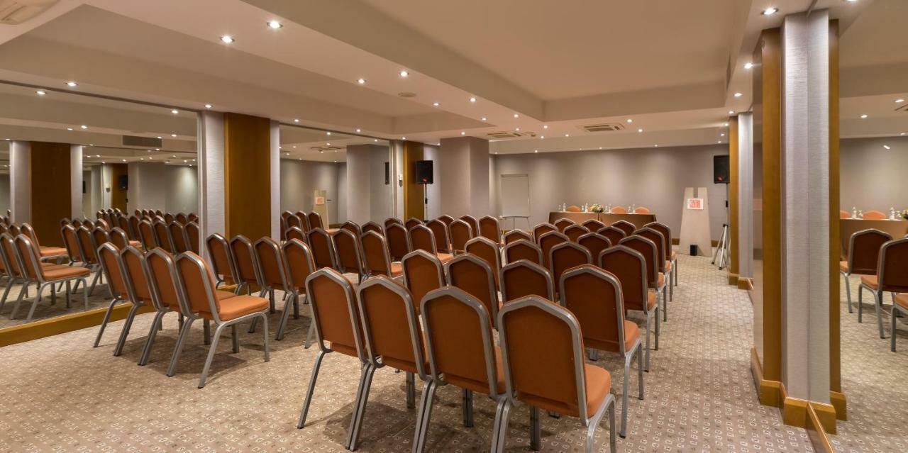 Central Hotel Athena Bagian luar foto